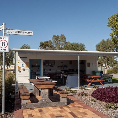 Big4 Perth Midland Tourist Park Hotel Middle Swan Eksteriør billede